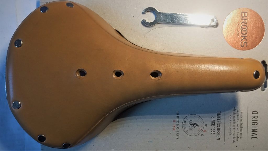 Siodło BROOKS B 17 Classic jasny brąz (miodowe)